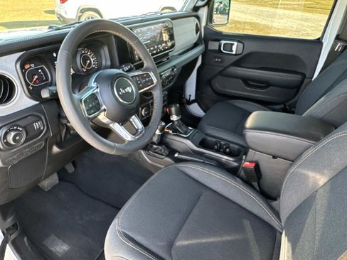 Used 2024 Jeep Wrangler Sahara w/ Safety Group image 24