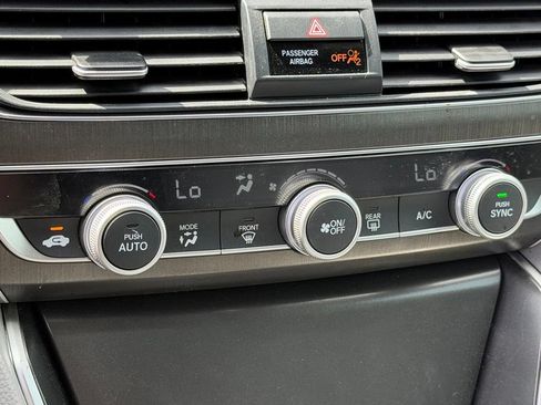 Used 2020 Honda Accord LX image 18