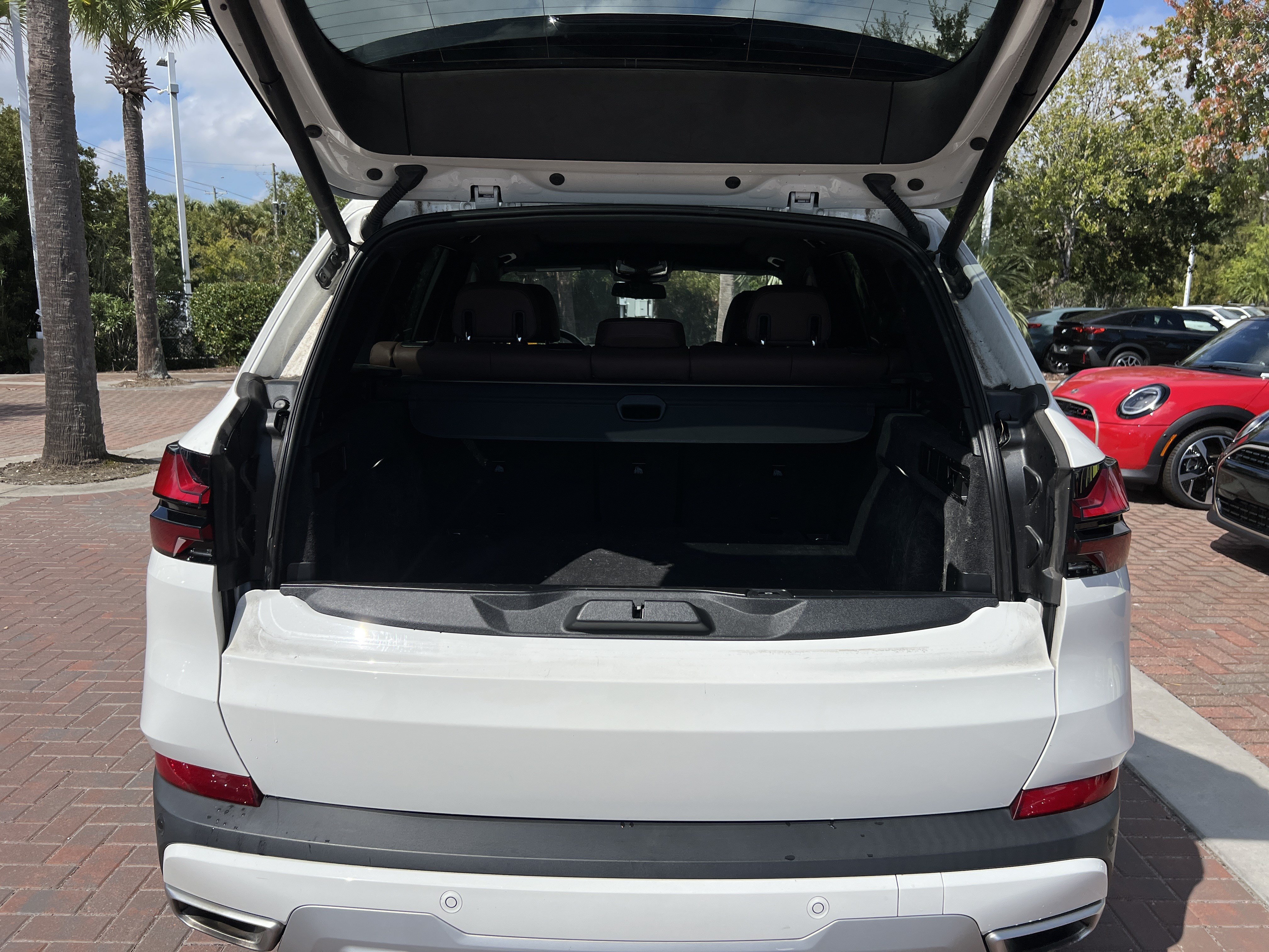 Used 2024 BMW X5 sDrive40i w/ Premium Package RWD image 32