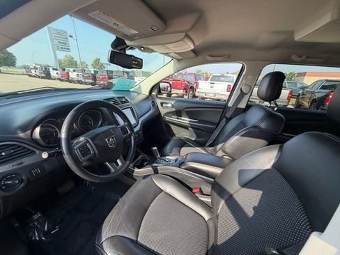 Used 2017 Dodge Journey Crossroad w/ Rear Seat Video Group I AWD/4WD image 14
