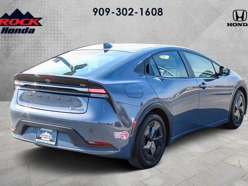 Used 2024 Toyota Prius Prime FWD image 6