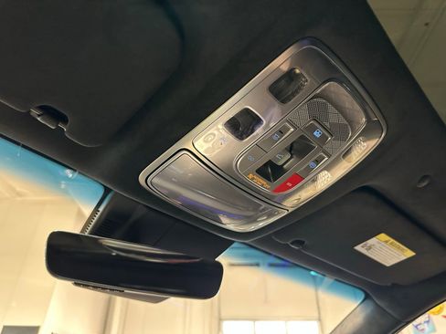 Used 2025 Genesis G90 3.5T AWD/4WD image 48