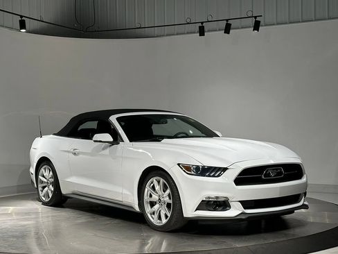 Used 2015 Ford Mustang Premium w/ Equipment Group 201A RWD image 84