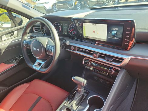 Used 2023 Kia K5 GT-Line image 8
