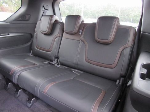 New 2026 Nissan Armada SL w/ Captain's Chari Seat Package image 11