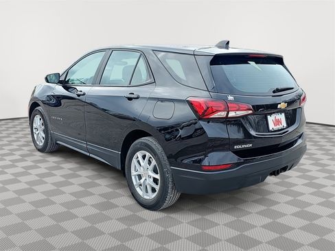 Used 2024 Chevrolet Equinox LS image 7