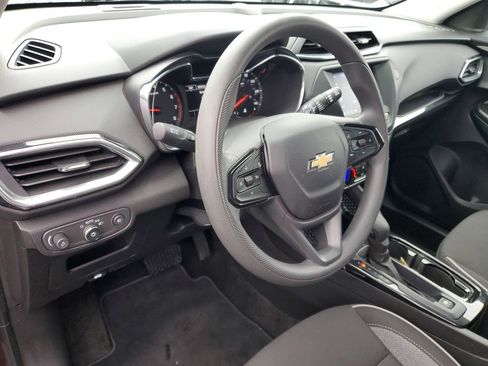 Used 2023 Chevrolet TrailBlazer LT image 8