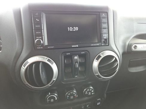 Used 2016 Jeep Wrangler Unlimited Sahara w/ Dual Top Group image 14