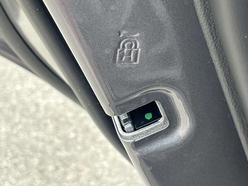 Used 2023 Lincoln Corsair FWD image 13