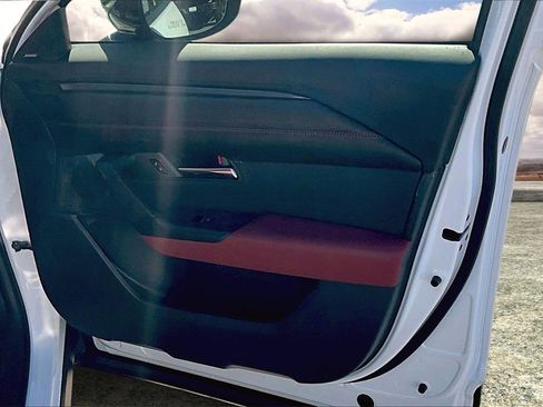 Used 2025 MAZDA CX-50 2.5 Hybrid w/ Premium Plus Pkg image 27