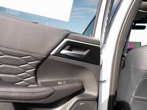 New 2026 Mitsubishi Outlander SEL image 32