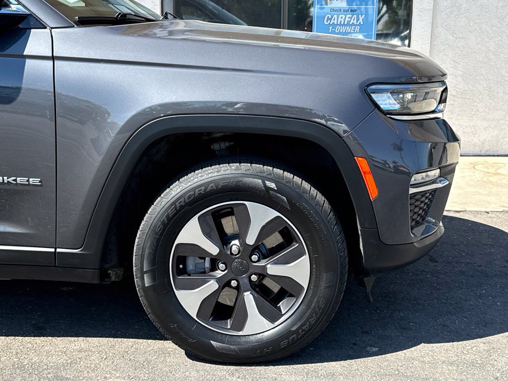 Used 2024 Jeep Grand Cherokee Limited 4xe AWD/4WD image 2
