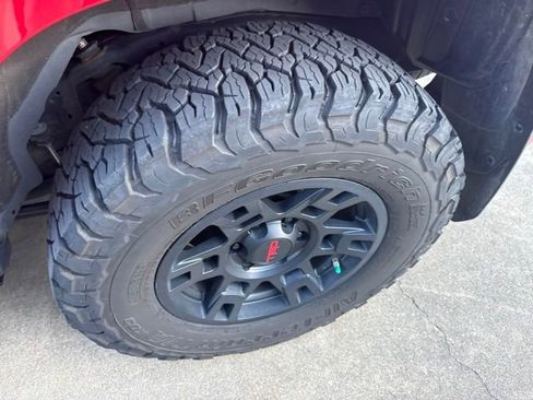 Used 2021 Toyota 4Runner TRD Off-Road Premium w/ Moonroof Package AWD/4WD image 7