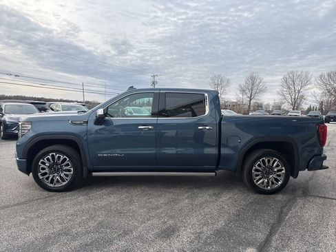 Used 2025 GMC Sierra 1500 Denali Ultimate image 4