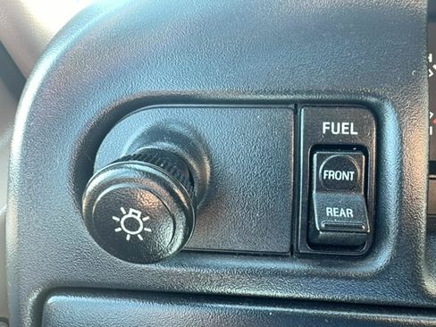 Used 1997 Ford F250 2WD SuperCab Heavy Duty image 19