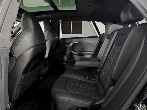 Used 2023 Audi SQ8 Prestige image 10