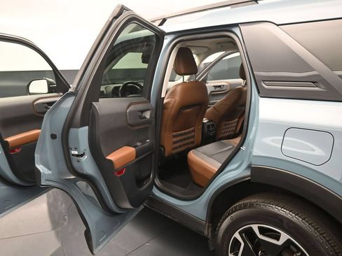 Certified 2023 Ford Bronco Sport Outer Banks w/ Tech Package AWD/4WD image 17