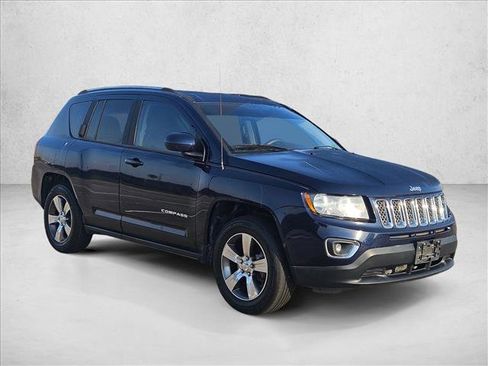 Used 2016 Jeep Compass High Altitude image 3