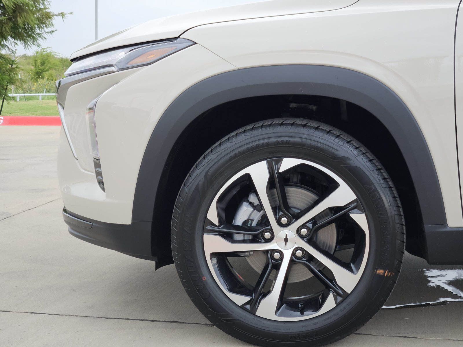 New 2026 Chevrolet Trax RS w/ Driver Confidence Package FWD image 11