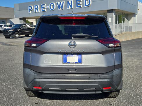 Used 2021 Nissan Rogue S image 8