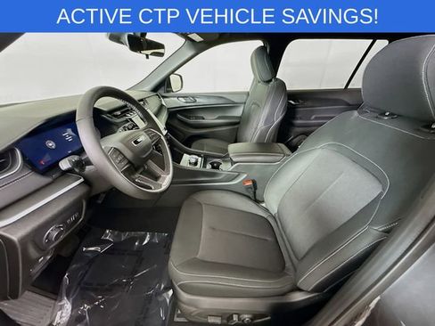 New 2025 Jeep Grand Cherokee L Laredo w/ Luxury Tech Group I AWD/4WD image 20