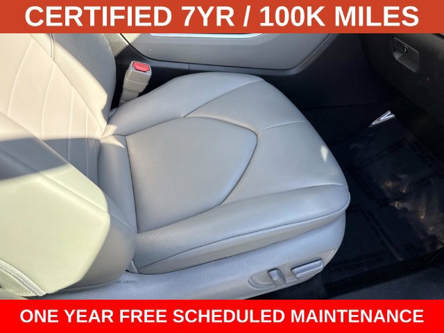 Used 2023 Toyota Highlander XLE FWD image 10