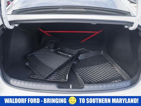 Used 2024 Hyundai Elantra N image 11