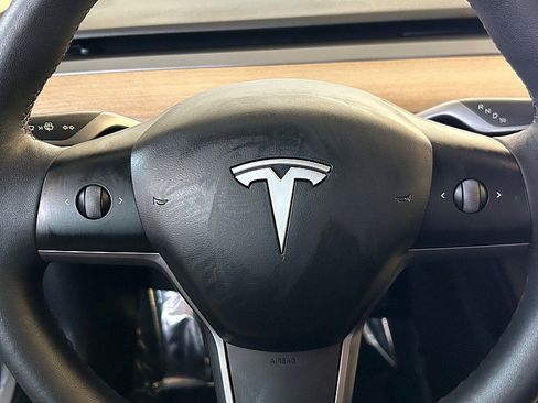 Used 2022 Tesla Model 3 RWD image 25