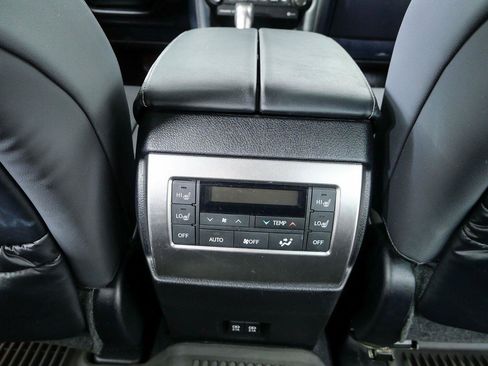 Used 2022 Lexus GX 460 Premium w/ Premium Package AWD/4WD image 19