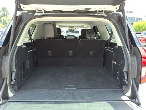 Used 2025 Ford Expedition Max Active AWD/4WD image 7