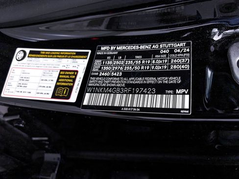 Used 2024 Mercedes-Benz GLC 300 w/ AMG Line image 38