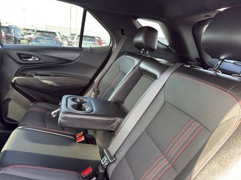 Used 2023 Chevrolet Equinox RS image 33