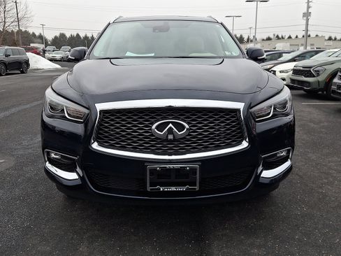 Used 2019 INFINITI QX60 Luxe w/ Essential Package image 2
