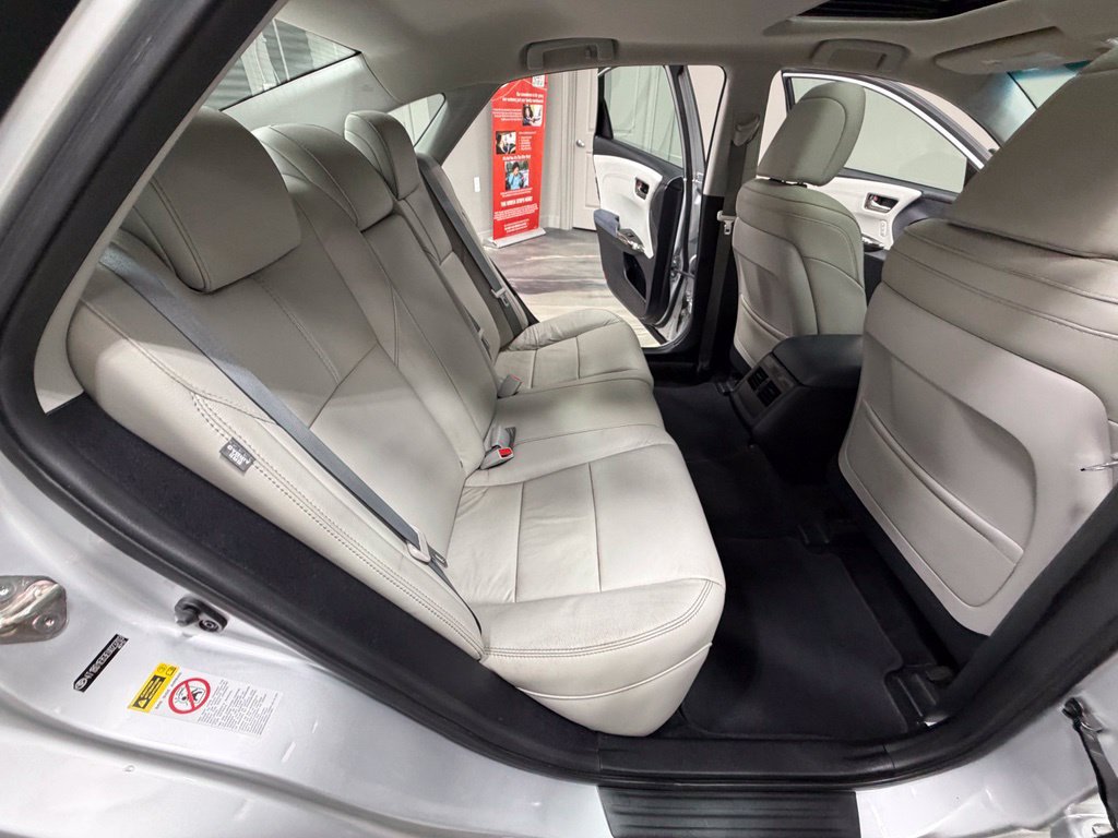 Used 2014 Toyota Avalon XLE Touring FWD image 48
