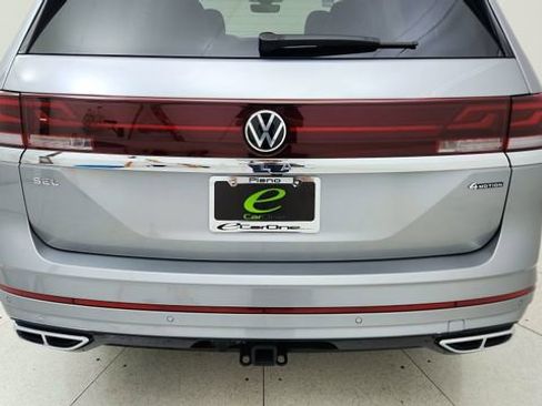 Used 2026 Volkswagen Atlas SEL Premium R-Line AWD/4WD image 11