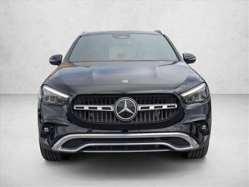 Certified 2025 Mercedes-Benz GLA 250 4MATIC image 2