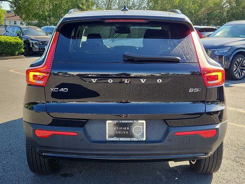 Certified 2023 Volvo XC40 B5 Plus w/ Climate Package AWD/4WD image 5