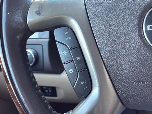 Used 2012 GMC Sierra 2500 Denali w/ Suspension Package, Off-Road AWD/4WD image 33