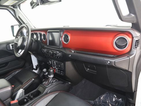 Used 2020 Jeep Gladiator Rubicon w/ Dual Top Group image 41