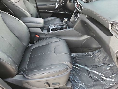 Used 2019 Hyundai Santa Fe Limited image 23