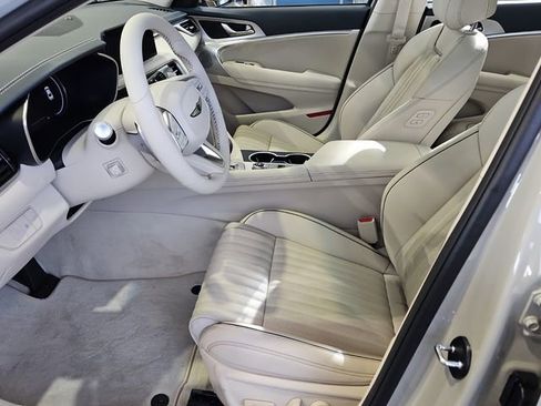 New 2026 Genesis G70 2.5T Prestige image 6