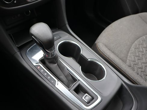 Used 2024 Chevrolet Equinox LT w/ LPO, Floor Liner Package FWD image 28
