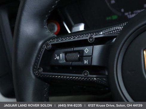 Used 2025 Porsche Cayenne GTS AWD/4WD image 24