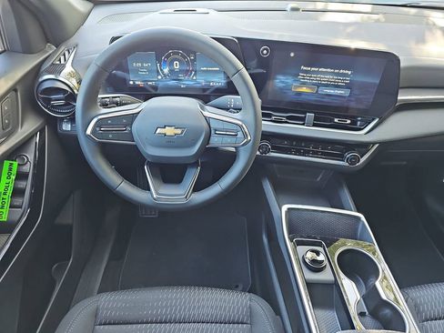 New 2026 Chevrolet Equinox LT AWD/4WD image 20