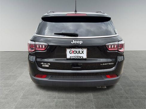 Used 2018 Jeep Compass Limited image 5
