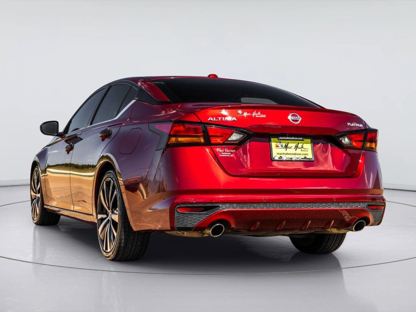 Used 2019 Nissan Altima 2.5 Platinum FWD image 9
