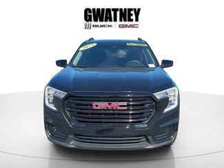 Used 2024 GMC Terrain SLE w/ Driver Convenience Package video 2