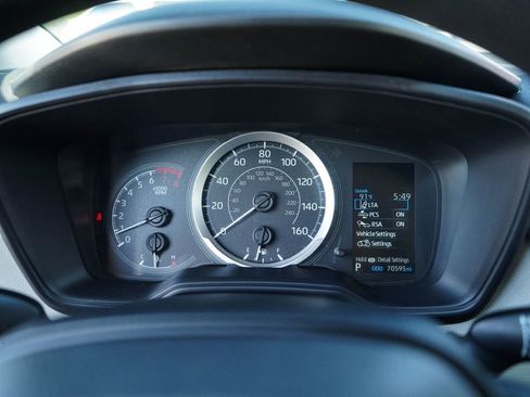Used 2021 Toyota Corolla LE FWD image 24