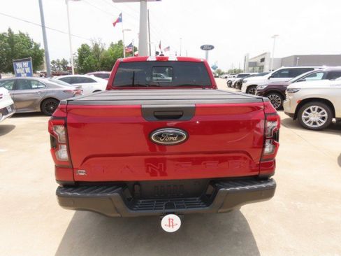 Used 2025 Ford Ranger Lariat w/ FX4 Off-Road Package AWD/4WD image 11