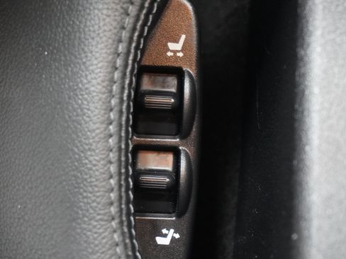 Used 2023 Nissan Z w/ Floor Mat Package (L93) RWD image 15